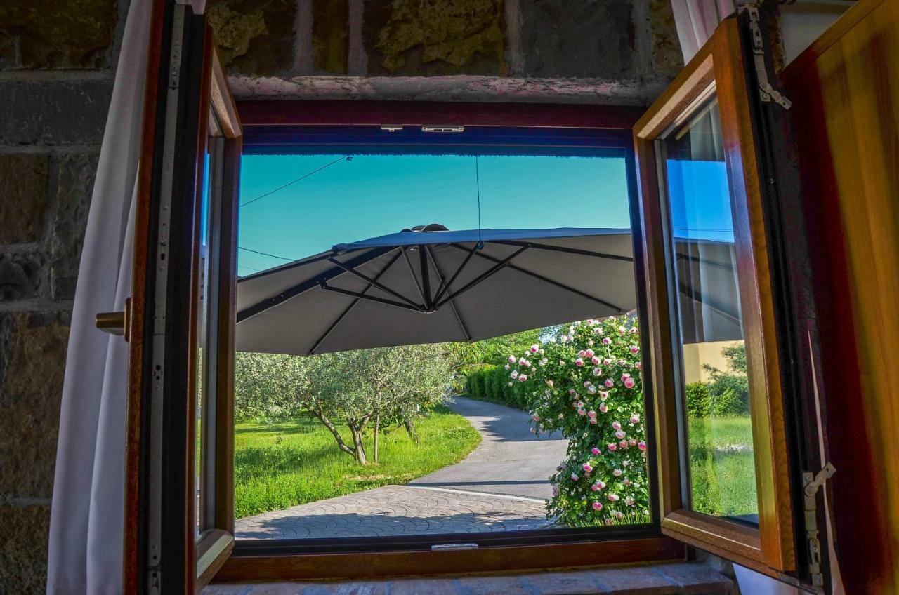 Holiday House Ida Marezige Exterior foto